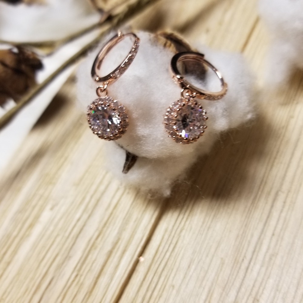 Gorgeous ROSE GOLD Dangle earrings with CZ's - Picture 5 of 8